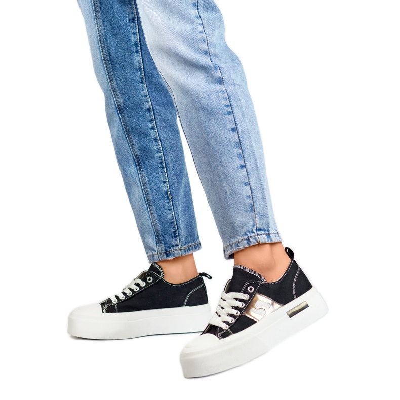 Naisten tennarit LY100B-alustalla musta