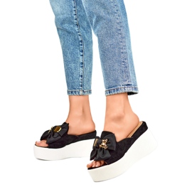 Naisten varvastossut mustat 8082B