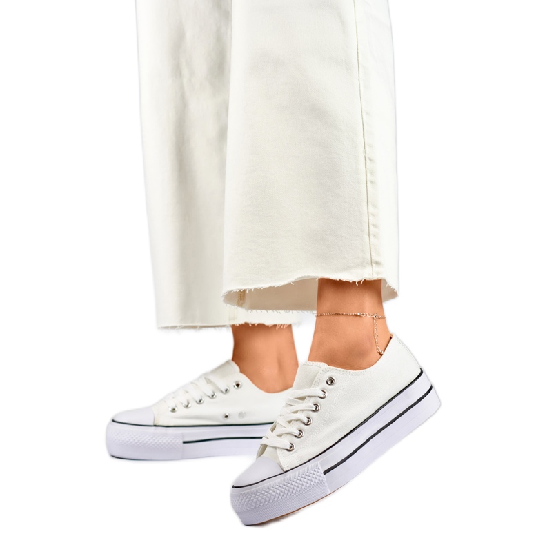 Naisten tennarit QY832-09BL valkoinen