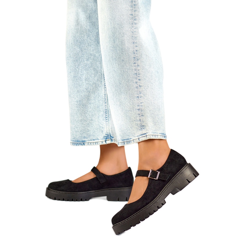 Kengät Malli 2720-1B musta