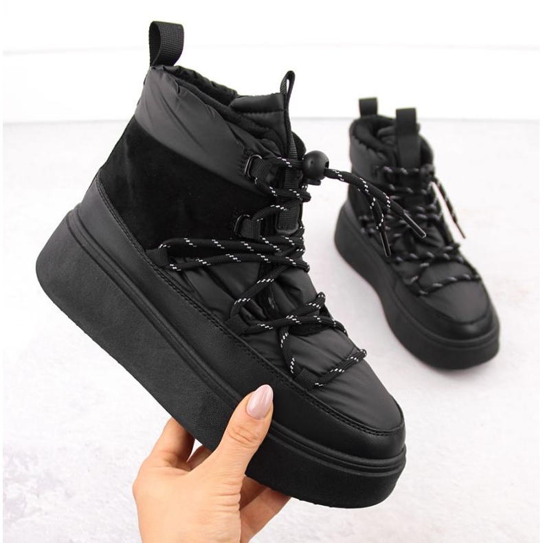 Potocki lumikengät alustalla W 72302 WOL280A musta