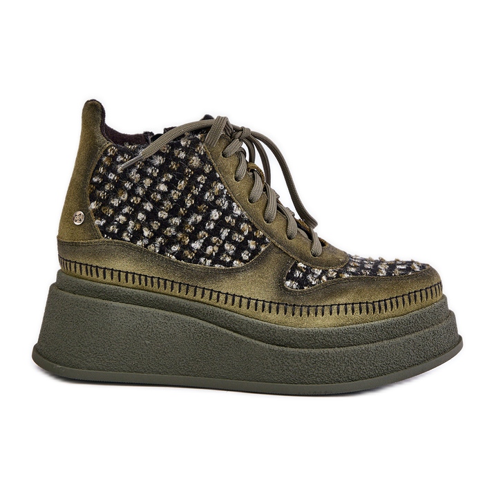 Nahkasaappaat alustalla ja kiilalla Maciejka 06759-09 Vihreä