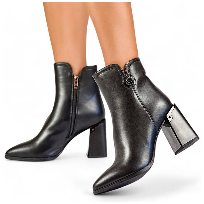 Naisten teräväkärkiset eristetyt nilkkurit, mustat GD-FL2084B