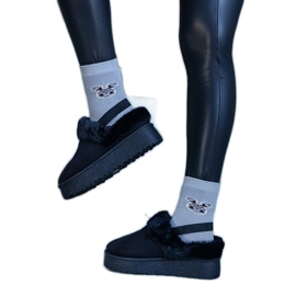 Mustat alustatossut, joissa on turkista koristeltu ja kuminauha kantapäässä, Frank