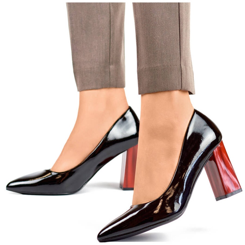 Naisten korkeat punaiset patenttipumput, musta GD-FL486B-B