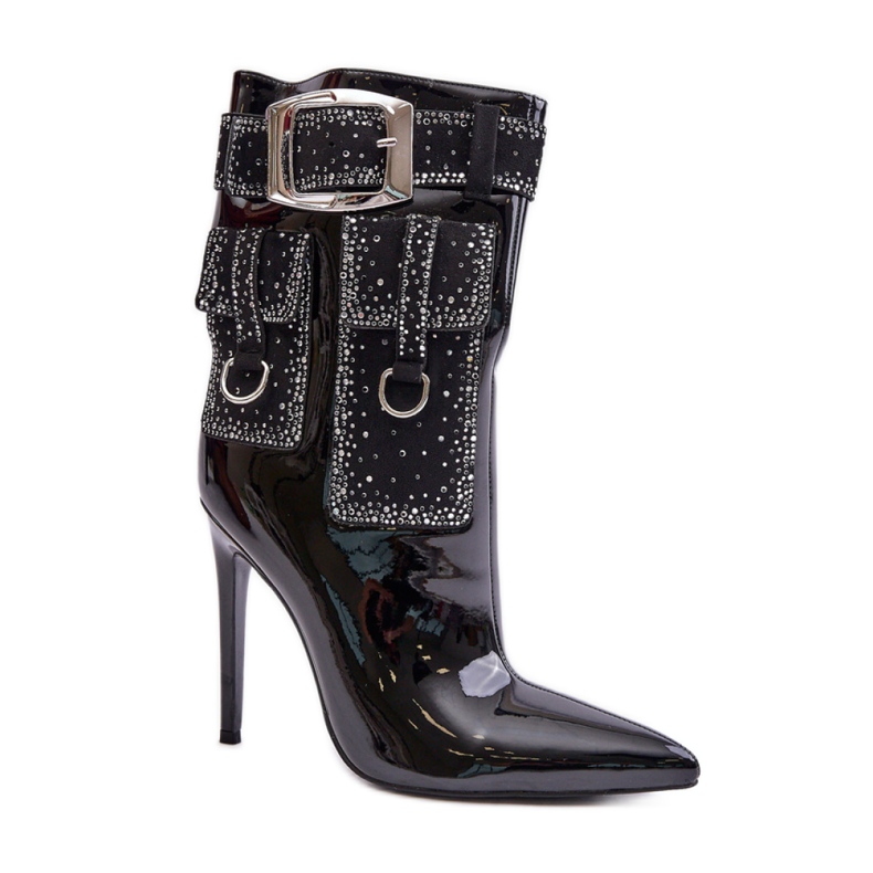 Malli 77-CD Mustat saappaat