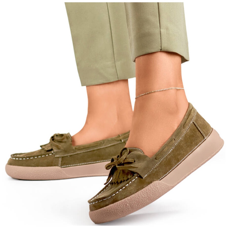 Naisten nahkaiset mokasiinit khakinvihreät Goodin GD-SW4005KH