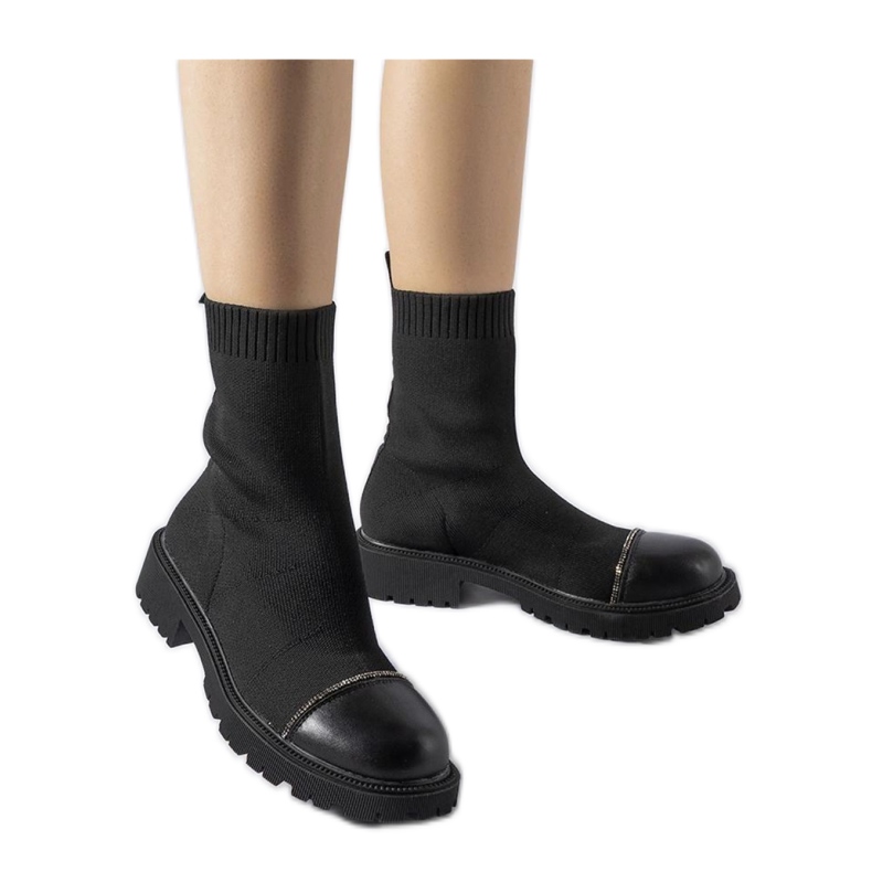 Vail - Solean mustat nilkkurit strassit