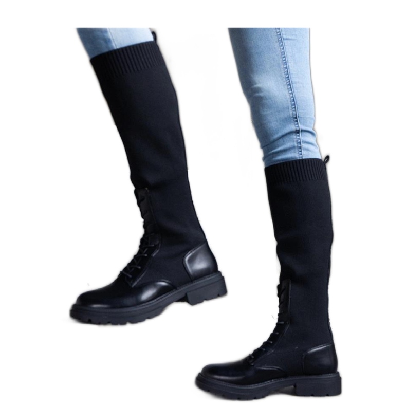 Mustat slip-on saappaat, joissa joustava materiaali päällinen Luana - Solea