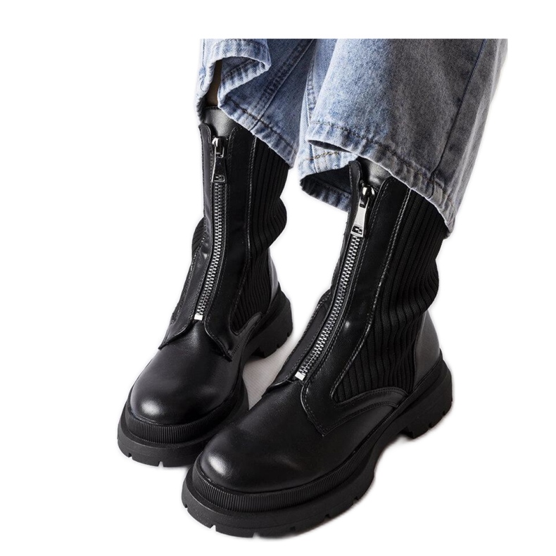 Mustat nilkkurit Napolitanilta - Solea