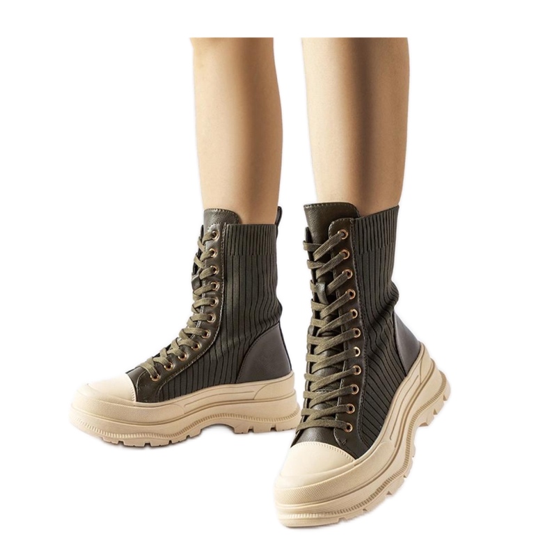 Tummanvihreät nilkkurit vaalealla paksulla pohjalla Vitto - Solea