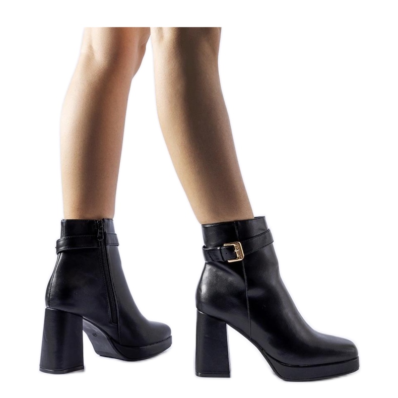 Mustat eristetyt klassiset nilkkurit Caio - Solea mokkaa