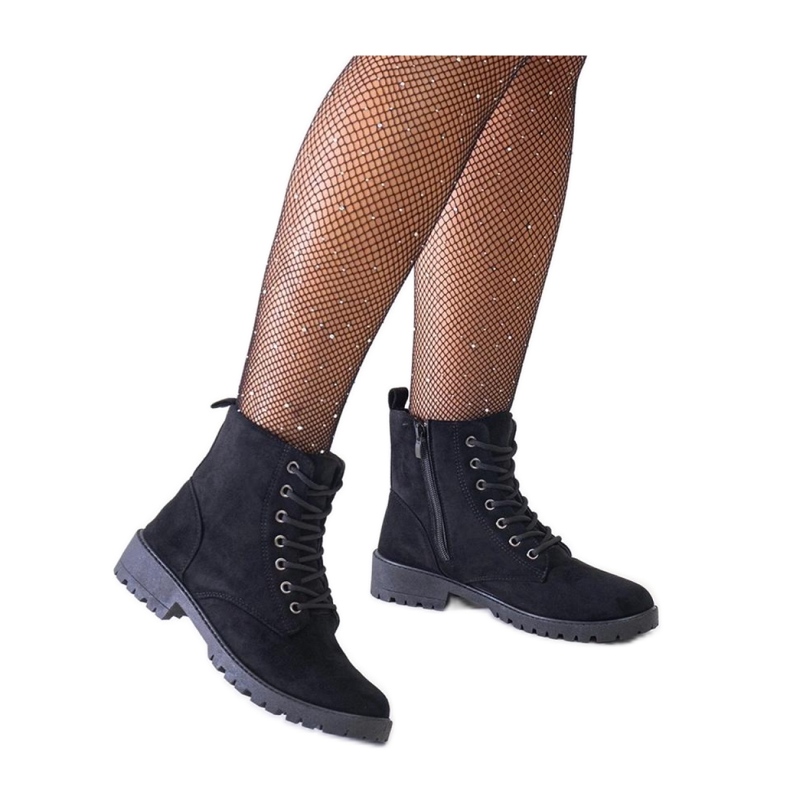 Mustat ekologiset mokkanahkatyösaappaat