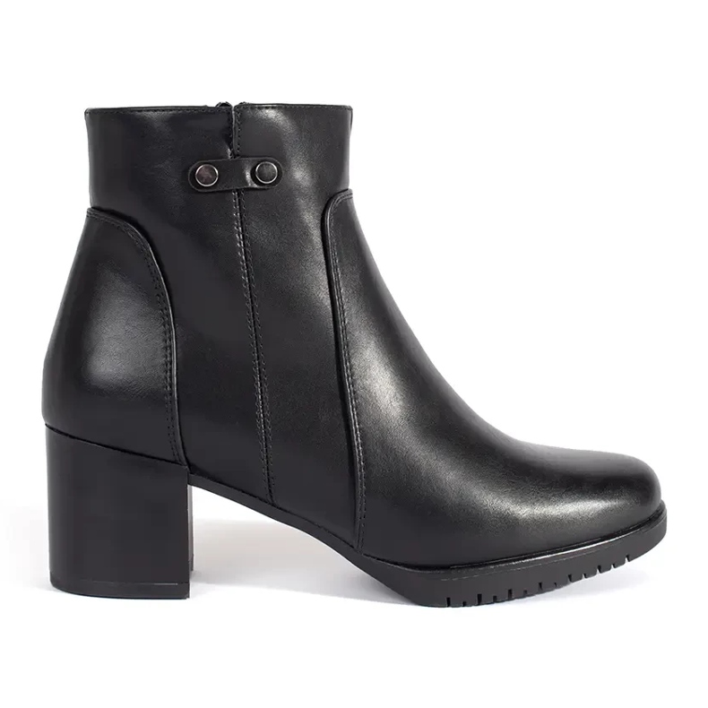 Sergio Leonen mustat korkeakorkoiset nilkkurit