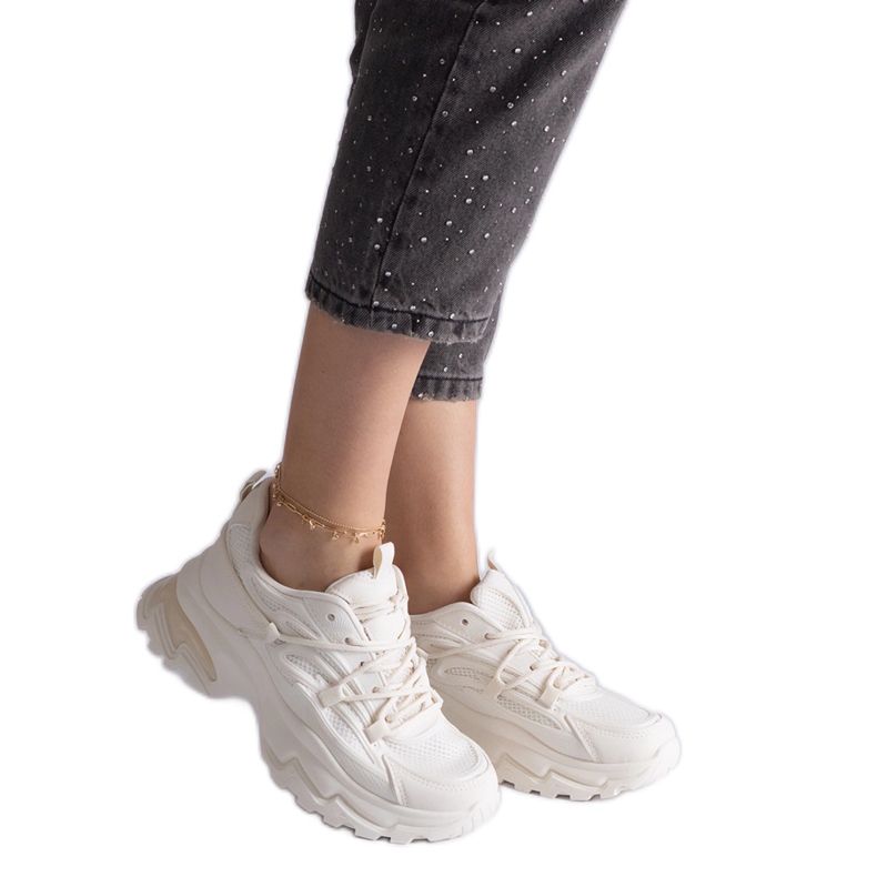 Beige Sports -lenkkarit massiivisella pohjalla