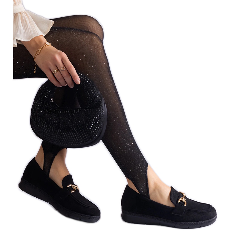 Mustat naisten mokkasiinit, joissa on ekologinen mokka ketjulla