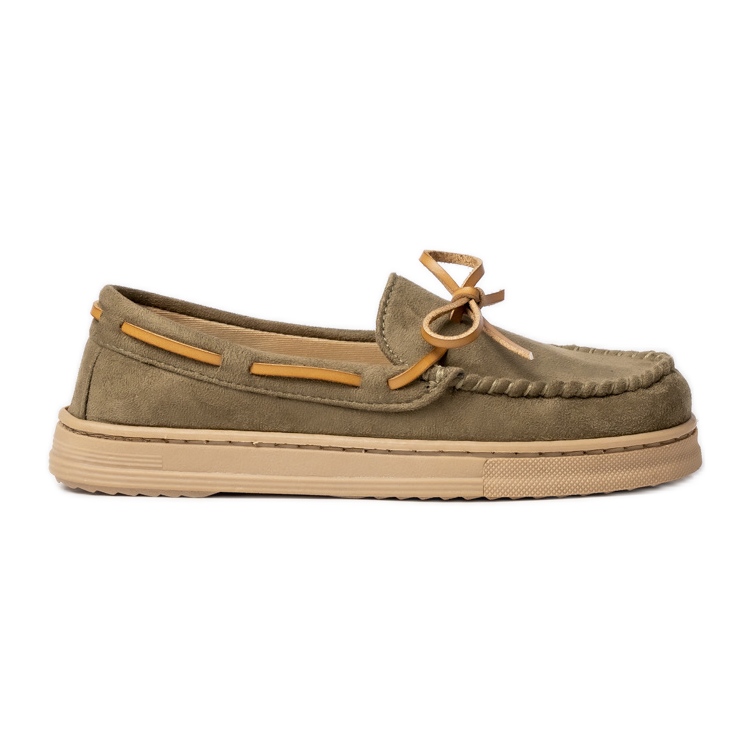 Naisten vihreät mokkanahkaiset leipät keulalla