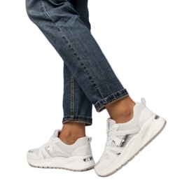 Naisten valkoiset urheilut valkoinen