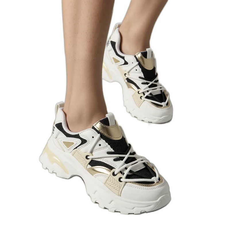 Naisten Ventora Black Sneakers musta