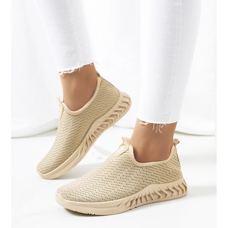 D/GMR Beiget urheilulenkkarit Alida