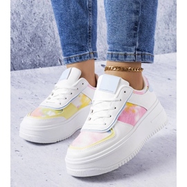 D/GMR Heloisen valkoiset ja siniset alustakengät valkoinen