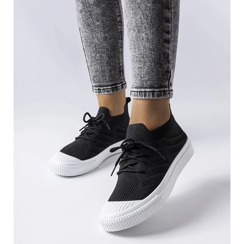 D/GMR Mustat lenkkarit Polairen joustavasta kankaasta