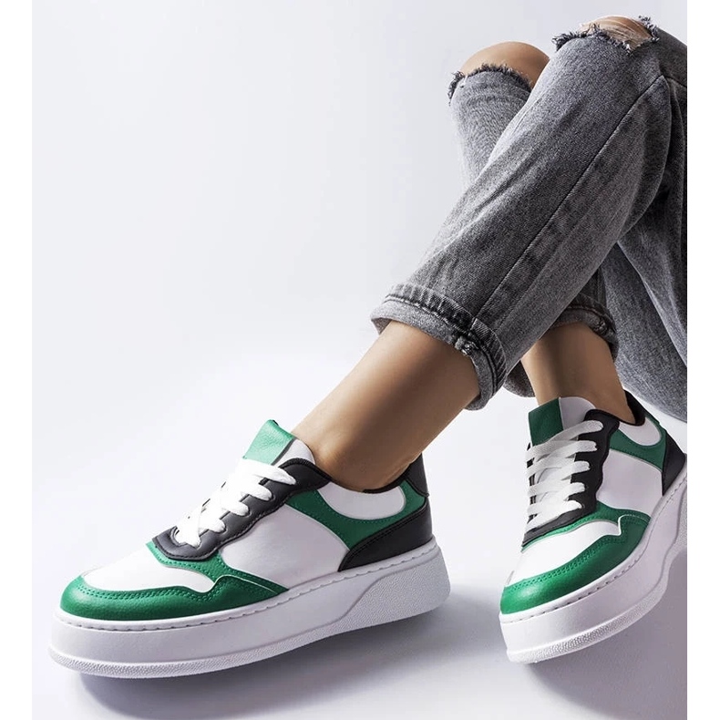 D/GMR Baronin valkoiset ja vihreät kengät paksummalla pohjalla valkoinen