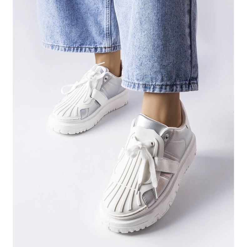 D/GMR Hopeiset tennarit Binet-alustalla hopea