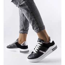 D/GMR Deansin mustat lenkkarit lisäkkeillä