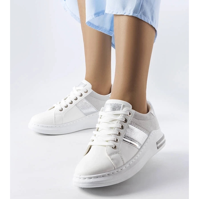 D/GMR Deansin valkoiset tennarit harmailla lisäkkeillä