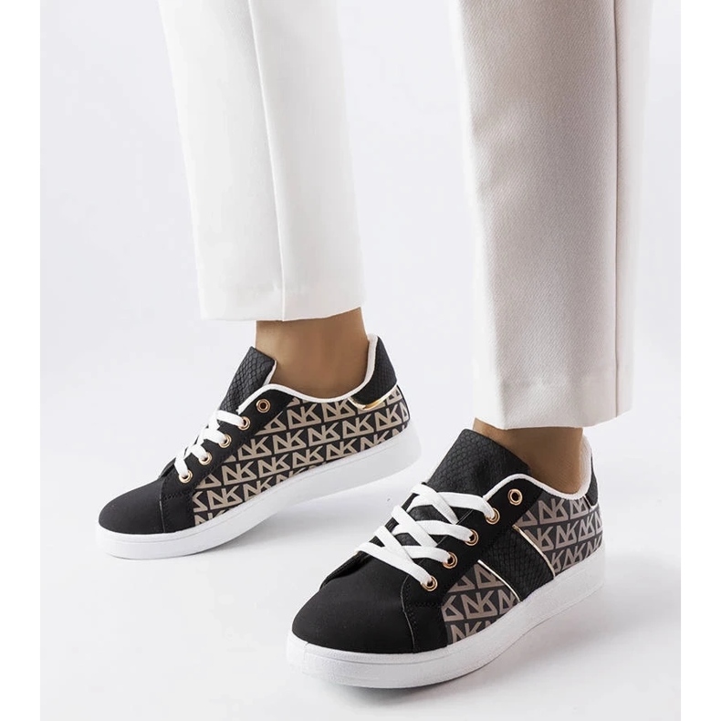 D/GMR Mustat lenkkarit, joissa on Bolduc-monogrammi