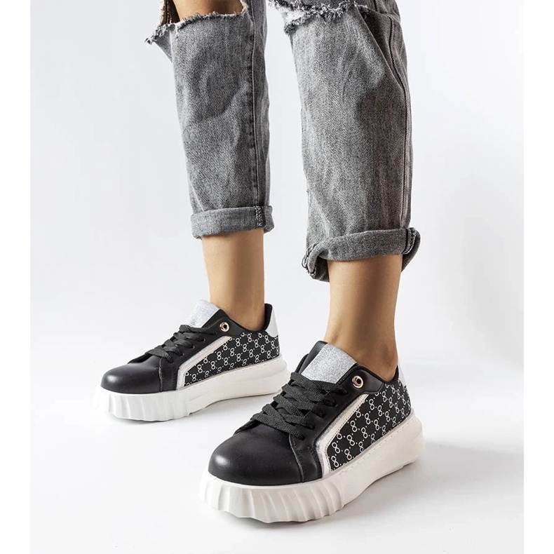 D/GMR Giuseppen mustat alustalenkkarit