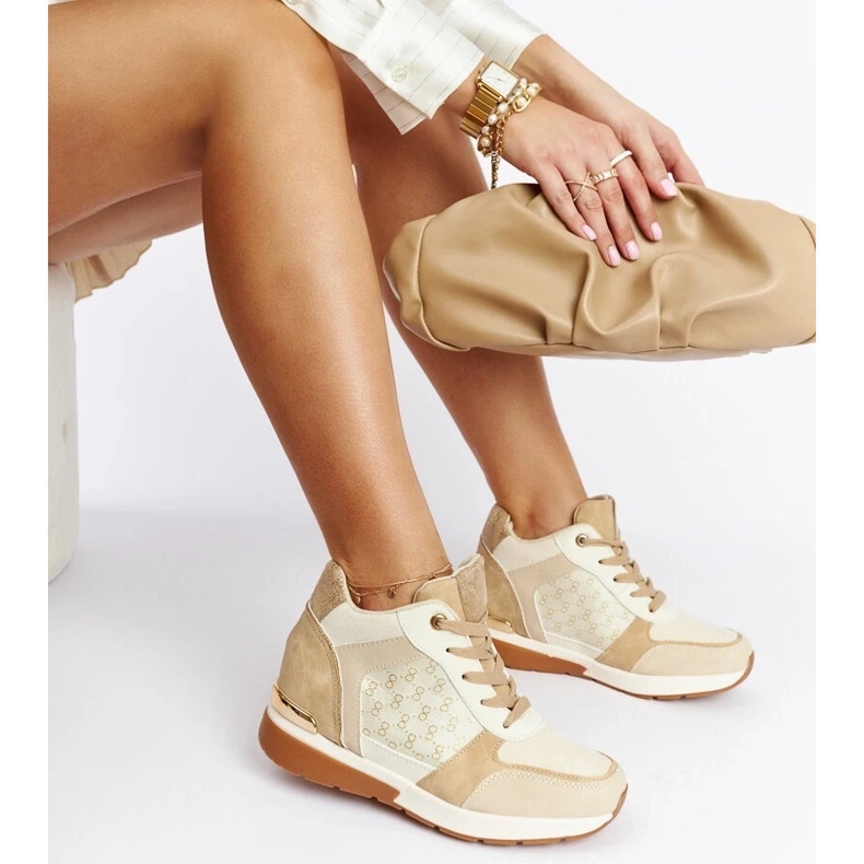 D/GMR Beige Chestnut wedge -lenkkarit