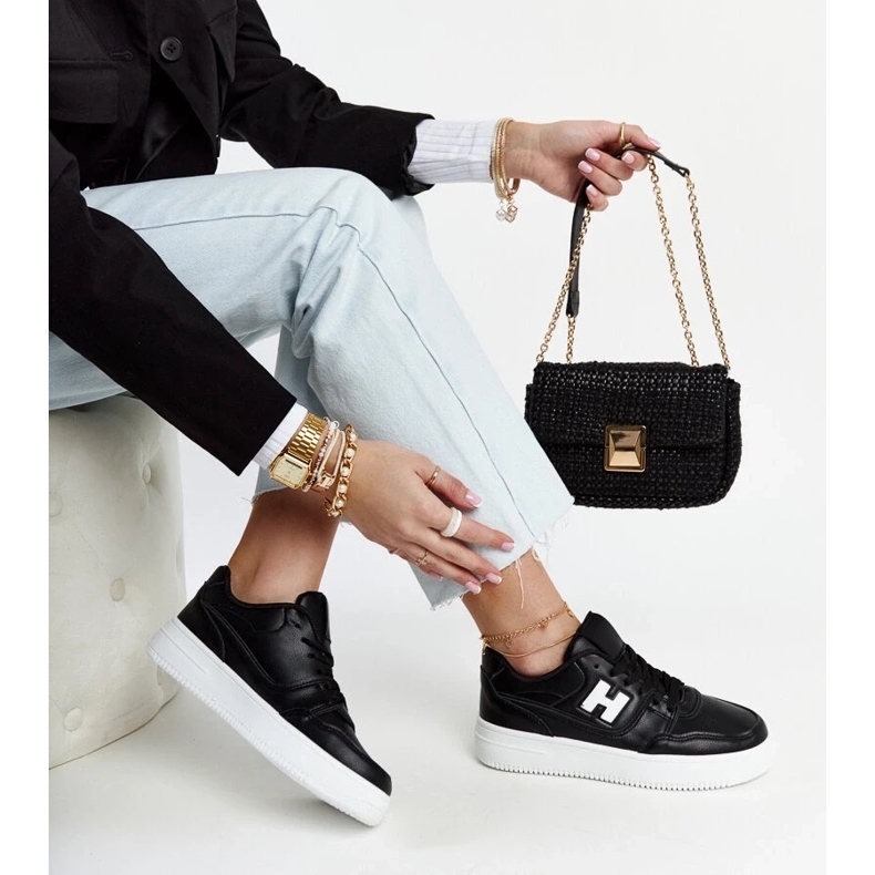 D/GMR Mustat tennarit valkoisella Mentha-tasolla