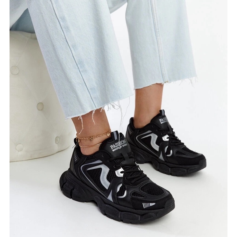 D/GMR Mustat tennarit massiivisella Jacobine-pohjalla