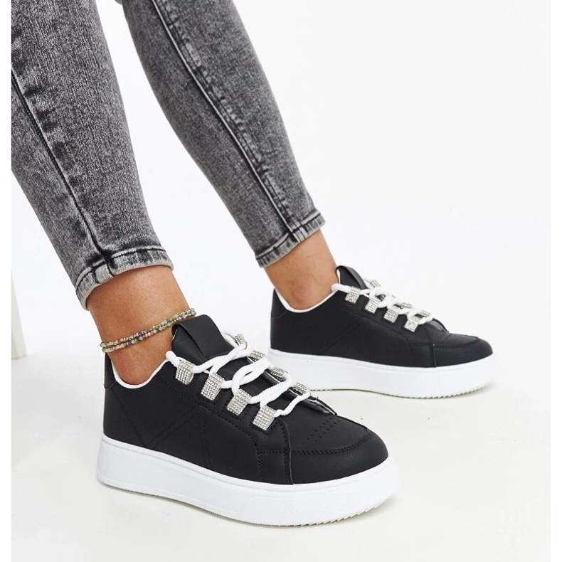 D/GMR Walida mustat tennarit paksulla pohjalla