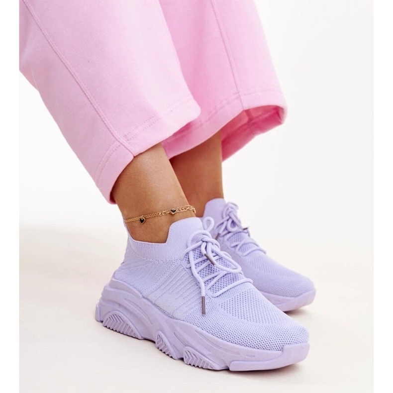 Purppuraiset tennarit massiivisella Kassi-pohjalla violetti