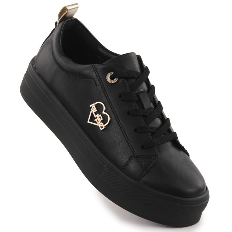 Kengät Filippo Paw586B mustalla alustalla