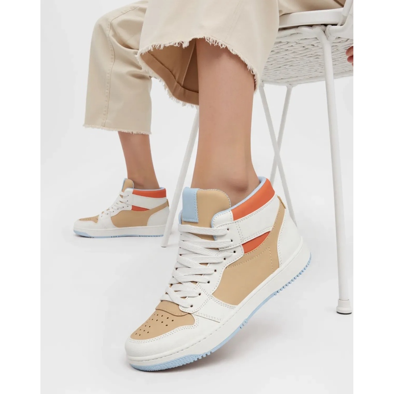 Naisten lenkkarit Veltor White/Khaki