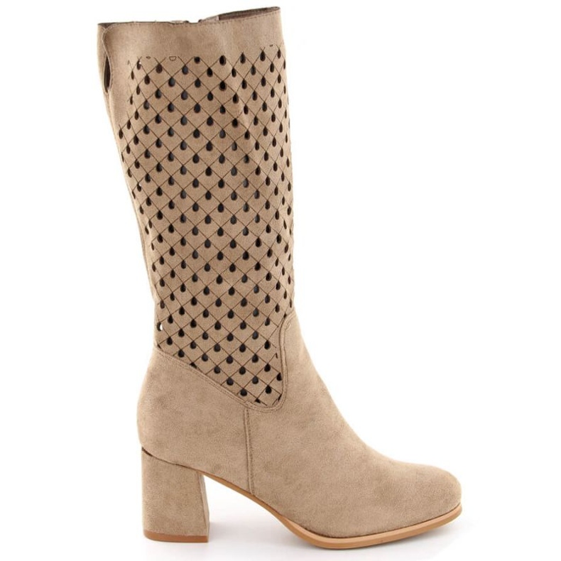 M.Daszyński AVEUTTEET M. Daszyński San43B: ssä