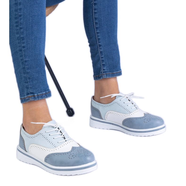 Sininen klassinen Oxford -kengät