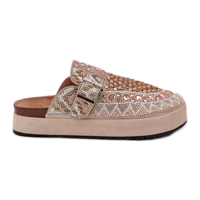 Koristeltu flip flops beige -alustalla
