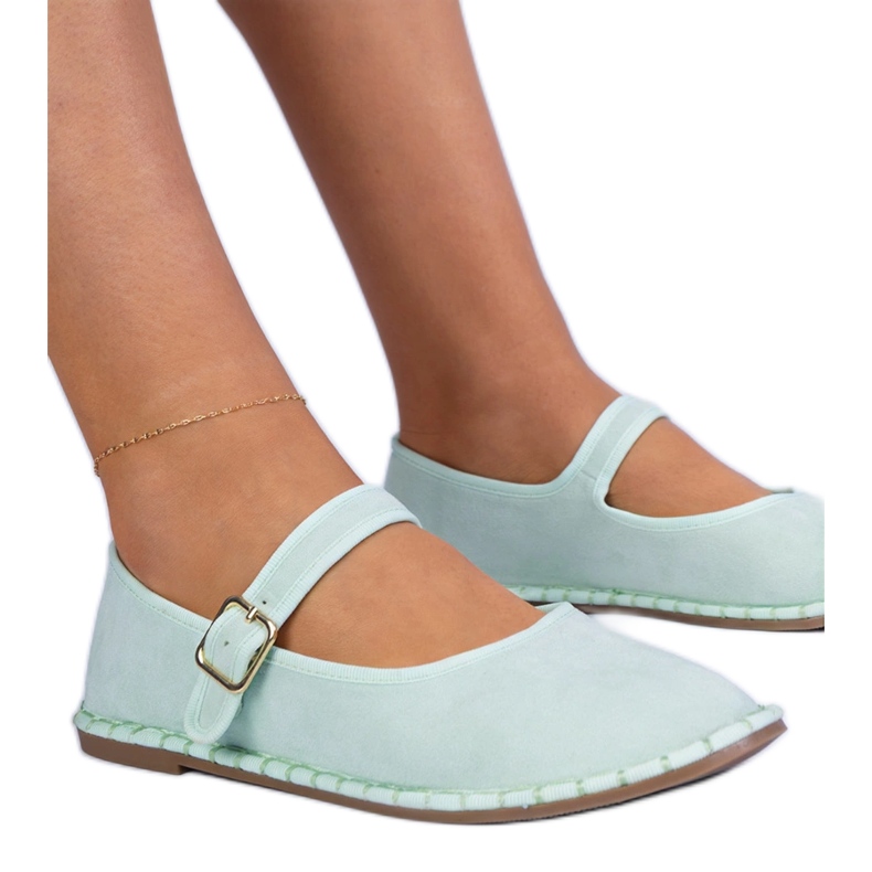 Vihreät naisten balleriinit lukkoon