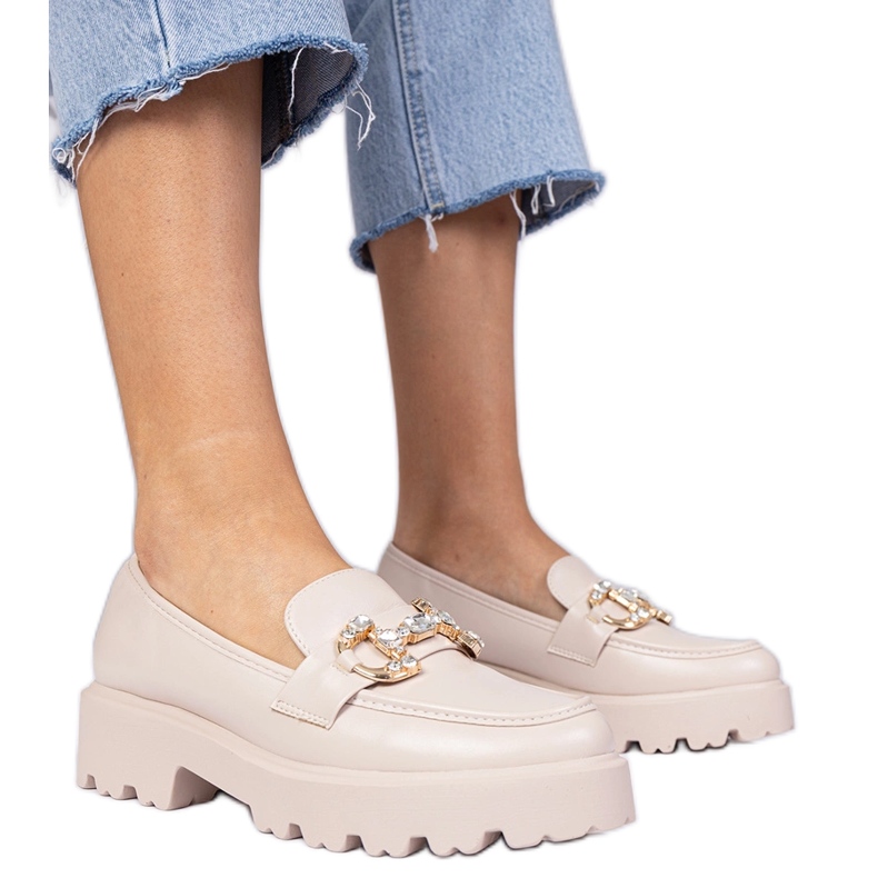 Beige tyylikkät leivänmeret zirkonilla