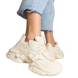 Beige lenkkarit naisten massiiviset urheilulajit