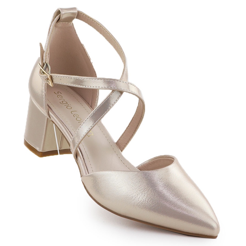 Naisten sandaalit Golden Sergio Leone SK-830 -viestissä kultainen