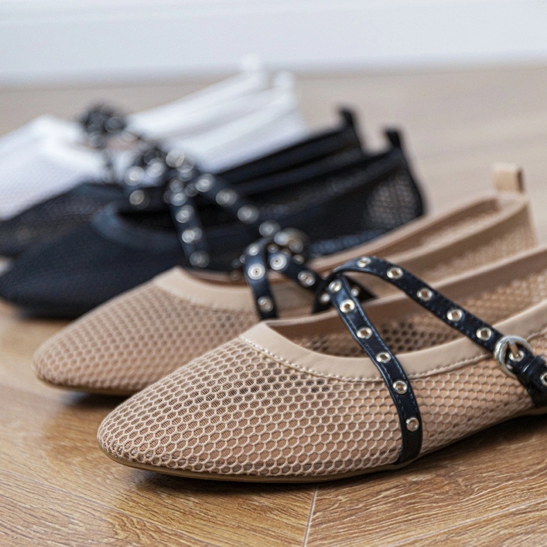 Ruskea mesh balleriinit koristeellisella solkilla