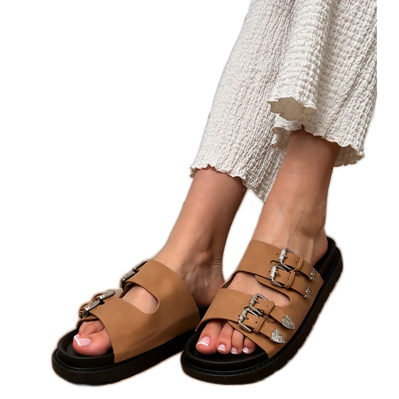 Ruskeat naisten tossut koristeellisilla solkilla beige