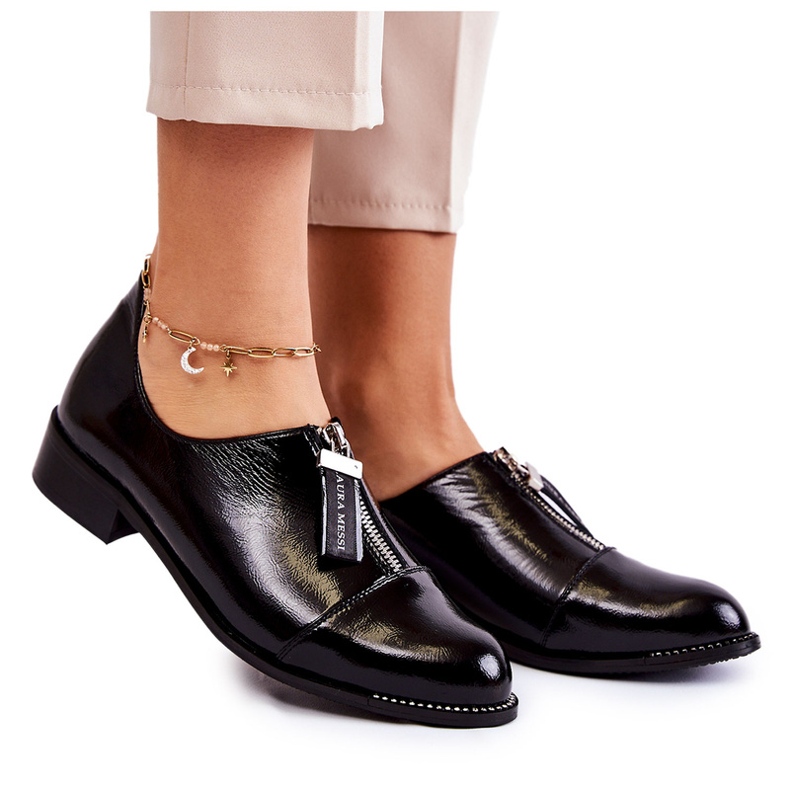 Naisten kengät Laura Messi lakattu 2532 mustaa