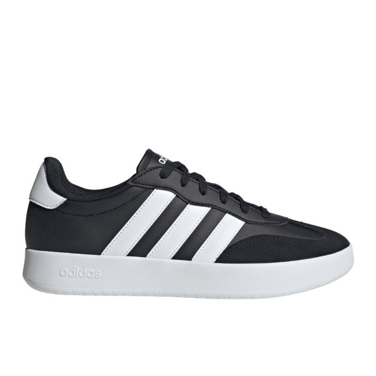 Adidas Barreda JI2307 kengät musta